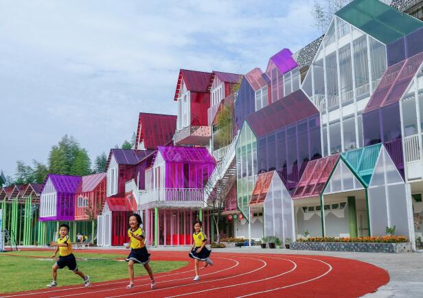 水蜜桃视频在线免费板搭建的“中國最美的鄉村小學”