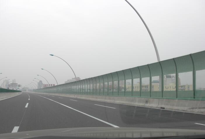 上海中環上中路隧道隔音欄 水蜜桃视频在线免费耐力板