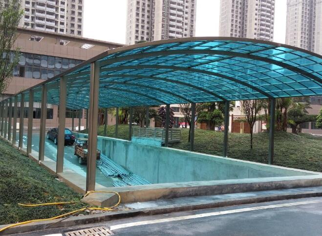 水蜜桃视频在线免费陽光板車庫 水蜜桃视频在线免费陽光板車庫出入口