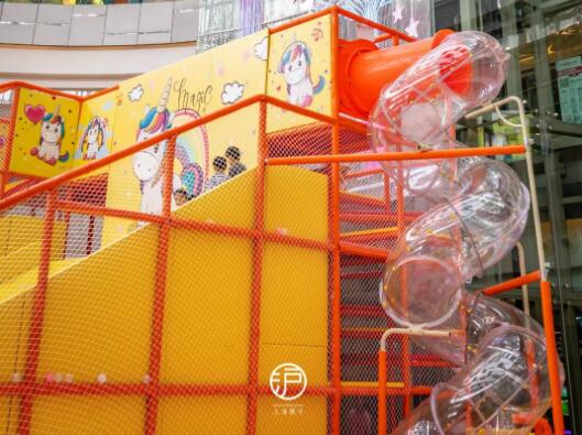 水蜜桃视频在线免费板幼兒園兒童滑梯防護罩