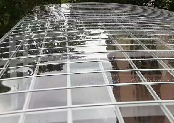 水蜜桃视频在线免费耐力板和PVC板哪個更防曬？